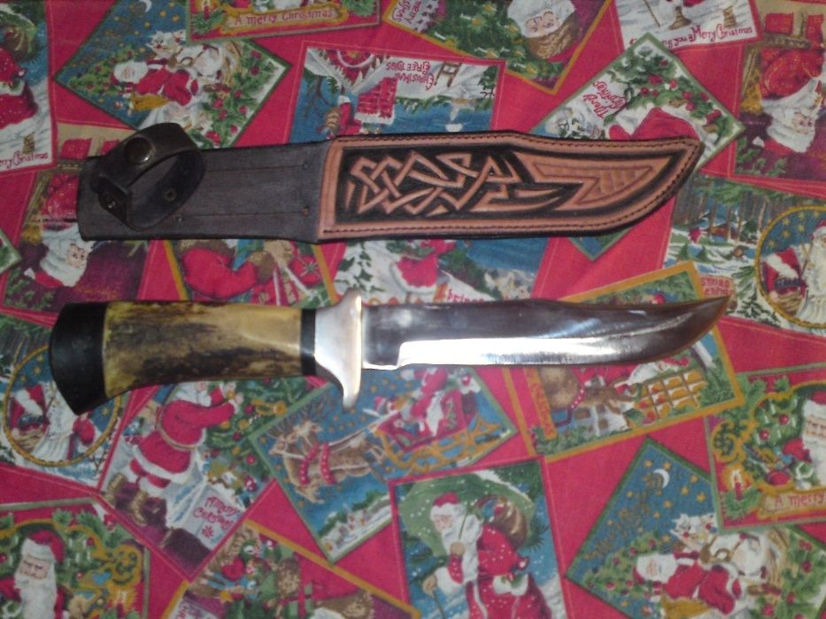 Продавам ловен нож антика стомана 80те 4х13 старото матерял