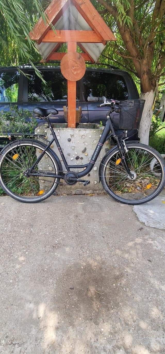 Vând Biciclete diferite modele