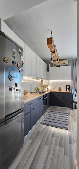 Proprietar vand ap. 3 camere