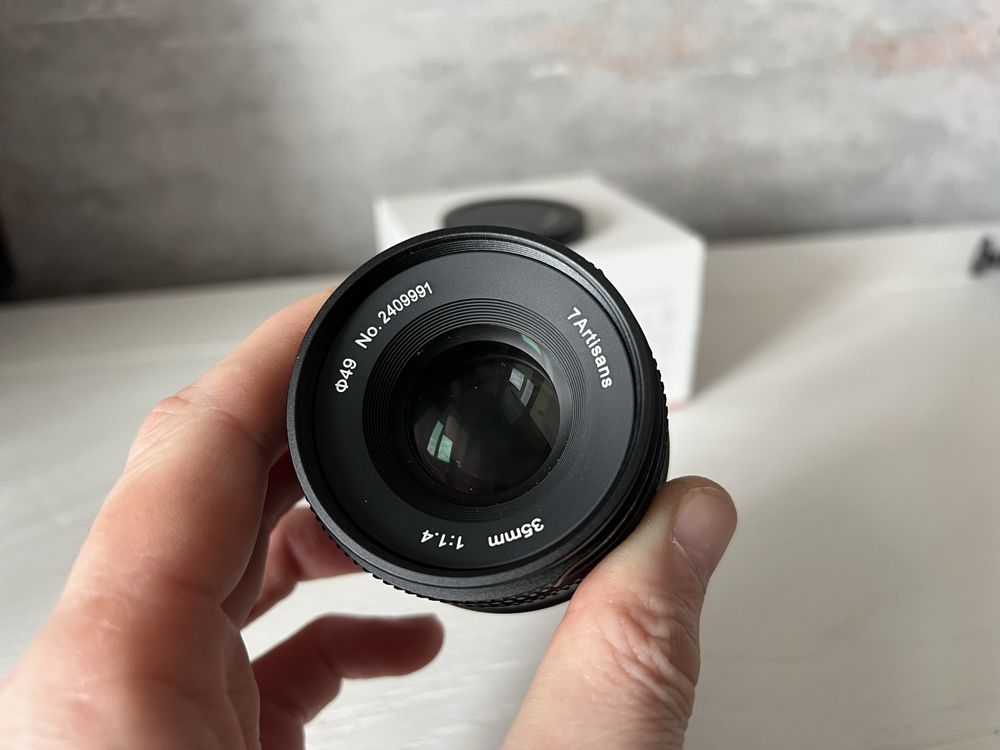 Obiectiv 7Artisans 35mm F1.4 APS-C Fujifilm