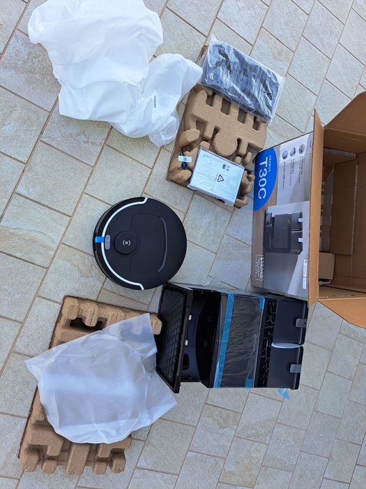 Robot de Aspirare Ecovacs Deebot T30C 20000Pa