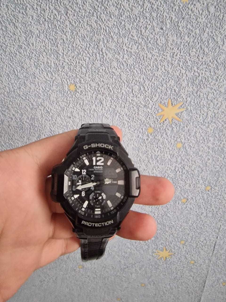 Часы наручные G-shock