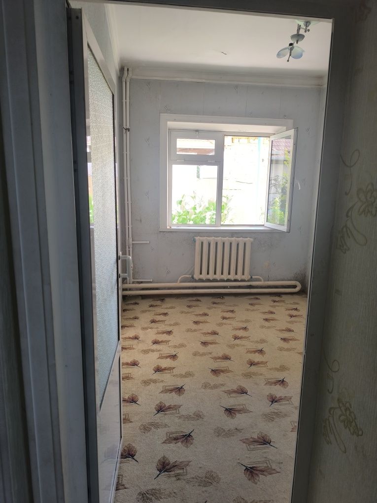 Барча кулайликларга 2 хоналик уй сотилади 1 этаж