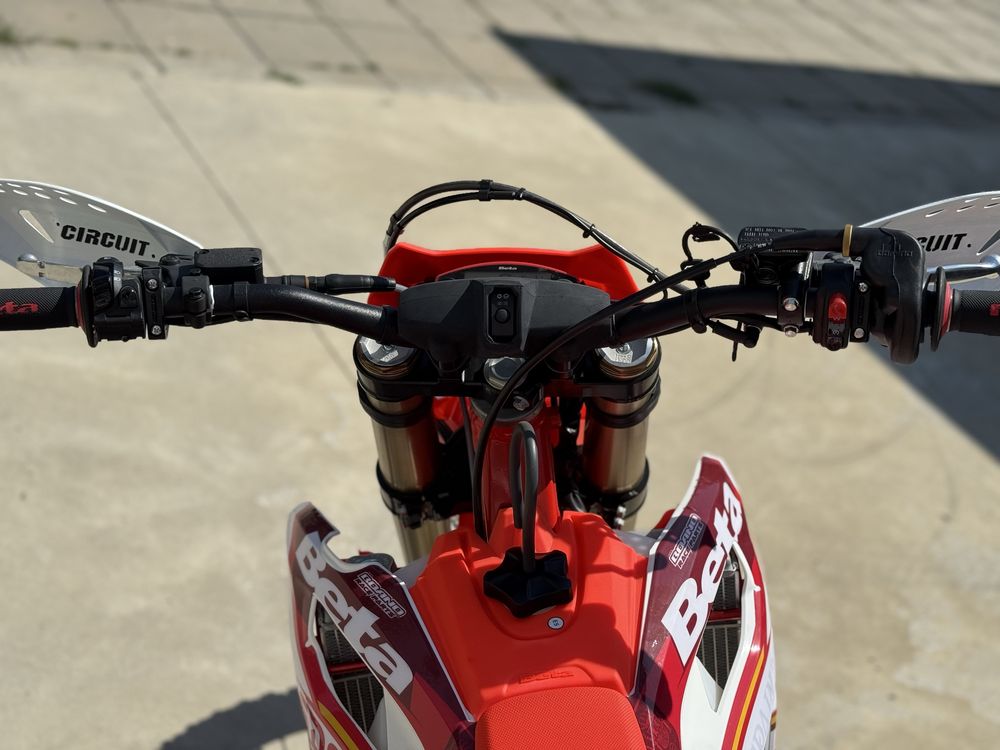 Beta 300 RR чисто нов-лимитиран