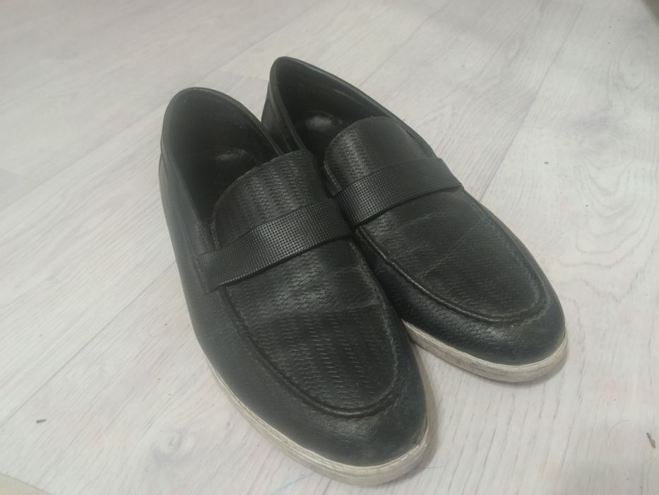 Обувь школьная или для работы