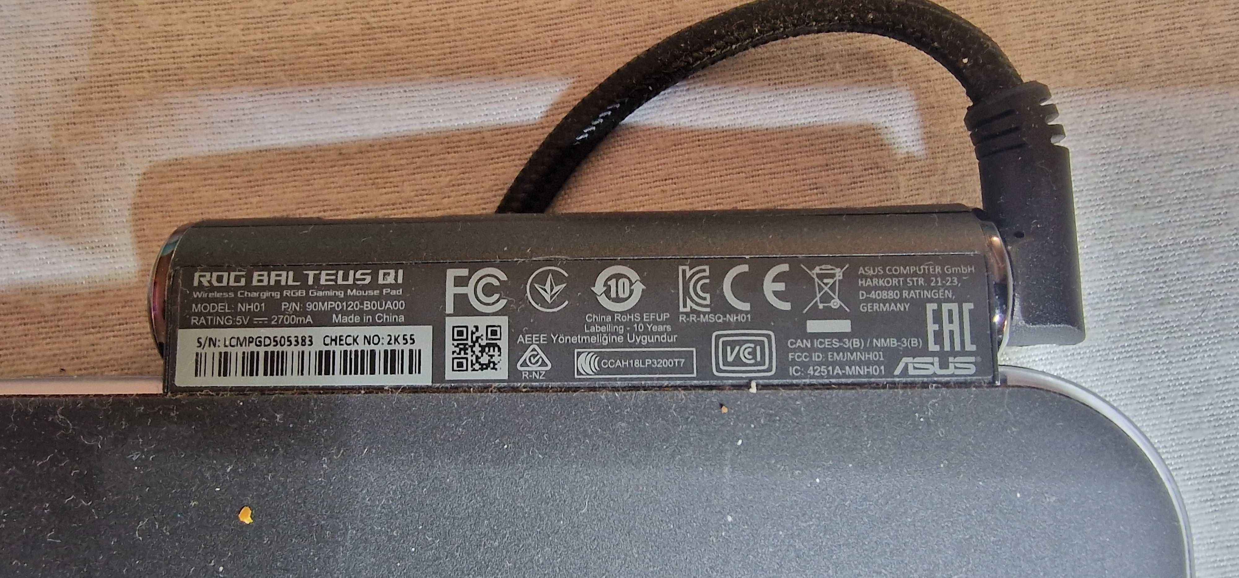 ASUS ROG Balteus Qi wireless-charging RGB AURA Sync