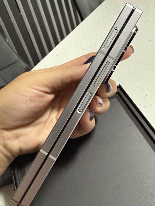 Samsung Galaxy Z Fold 6