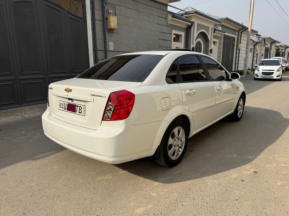 Lasetti 2013-yil 1,6 mator sotiladi