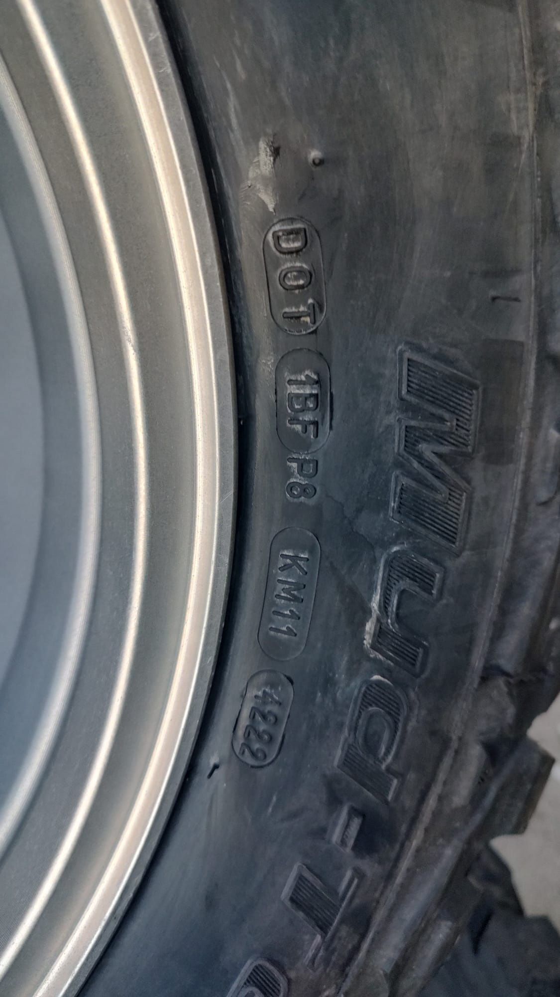 Jantele originale Mitsubishi L200 cu anvelope noi245/70/17