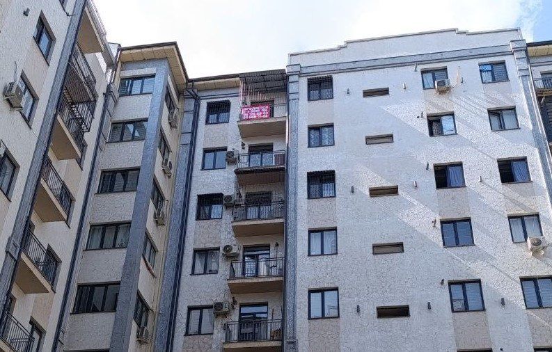 Olmos mahalla 9- qavat 2 xona 46kv