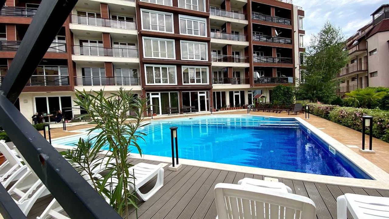 Продава се Тристаен апартамент в с. Равда, Област Бургас - 70 кв.м за 1643 €/кв.м - Снимка #13