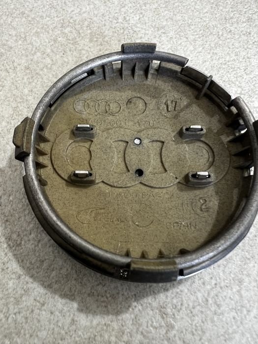 Capacele jante aluminiu pt Audi