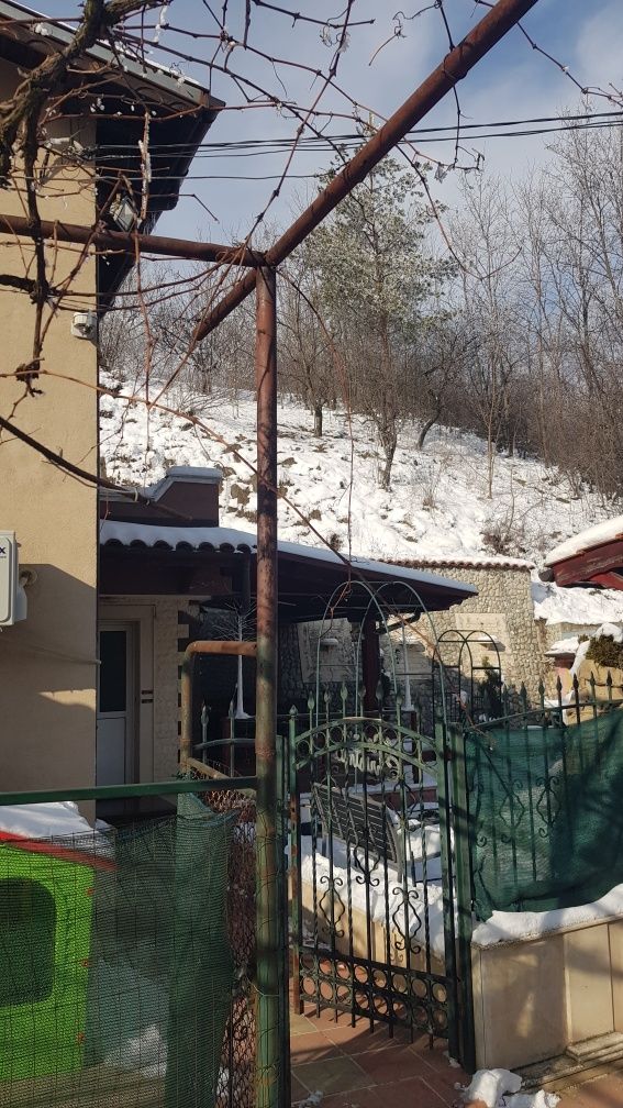 Продава се Къща в Дупница - 177 кв.м за 401 €/кв.м - Снимка #2