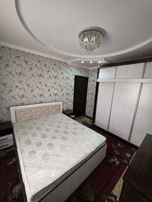 Кибрай центр 3/4/4 , кирпич , 77-серия , балкон 2х6.