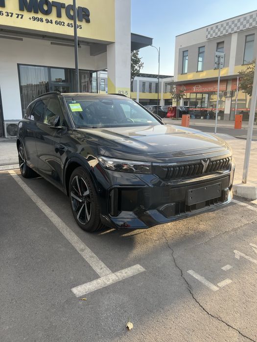 Voyah free 318 nalichida