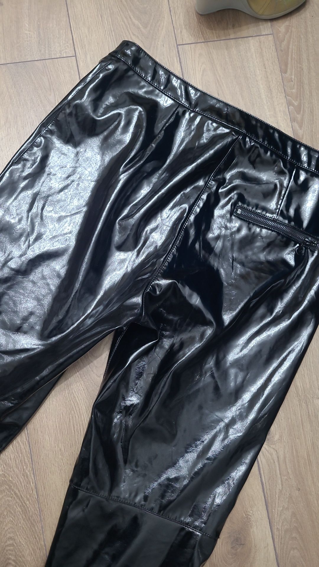 pantaloni lac latex H&M  m/l