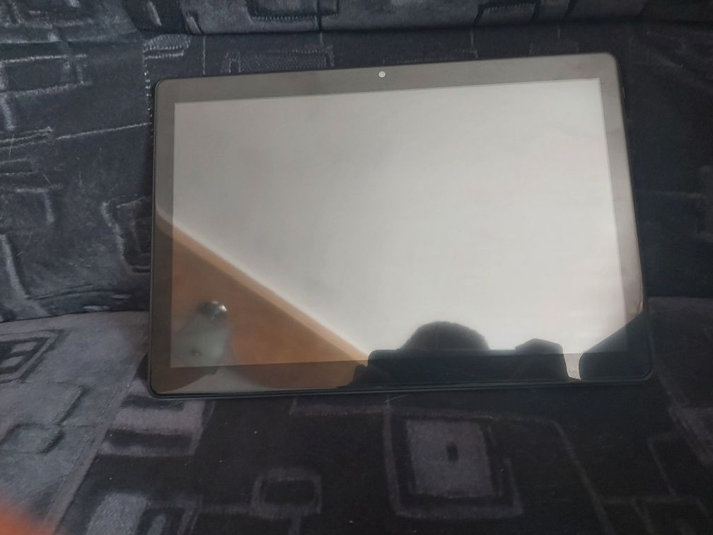 Vând doua tablete