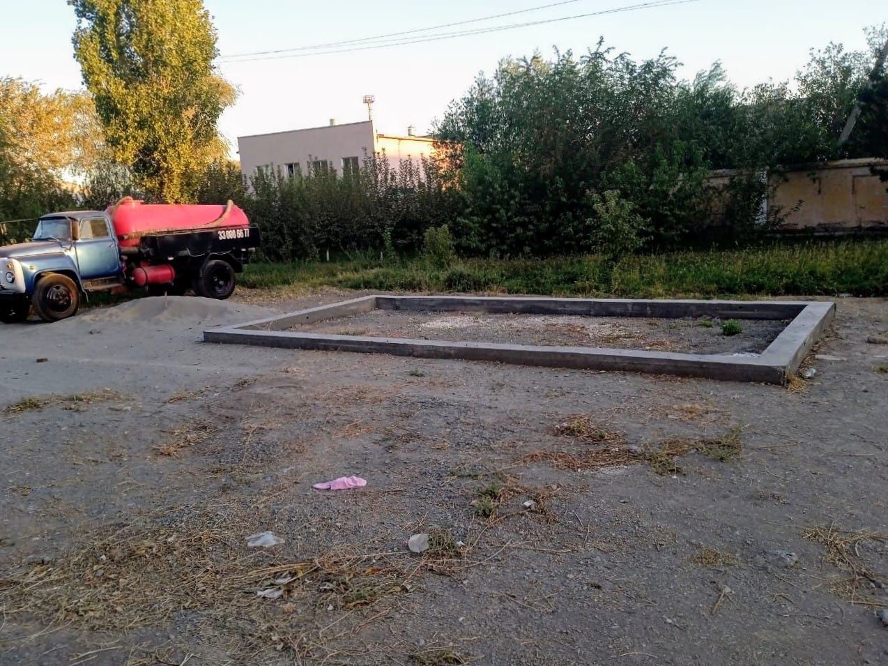 Dukon uchun er maydon ijaraga beriladi