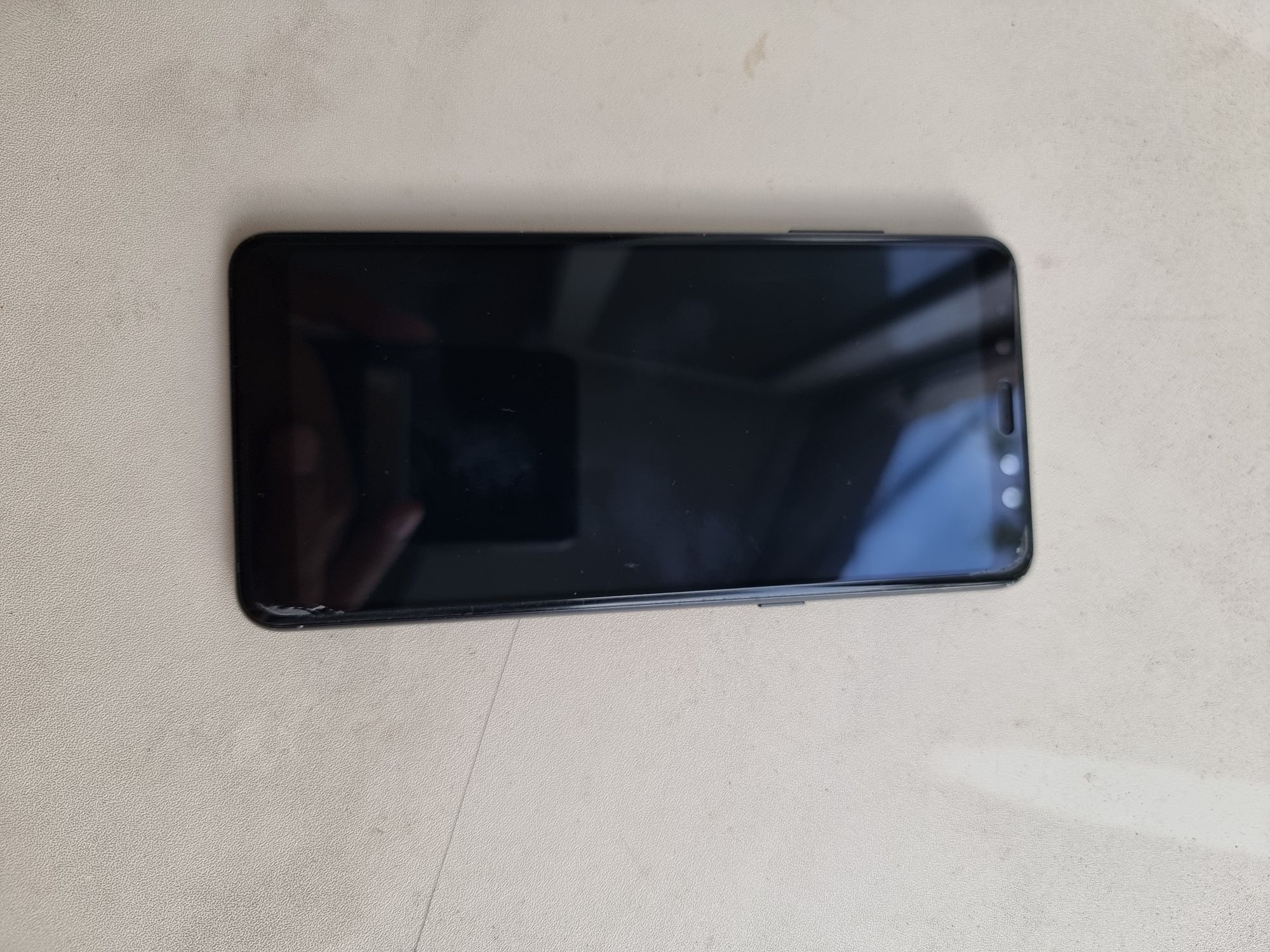 Смартфон Samsung A8 plus