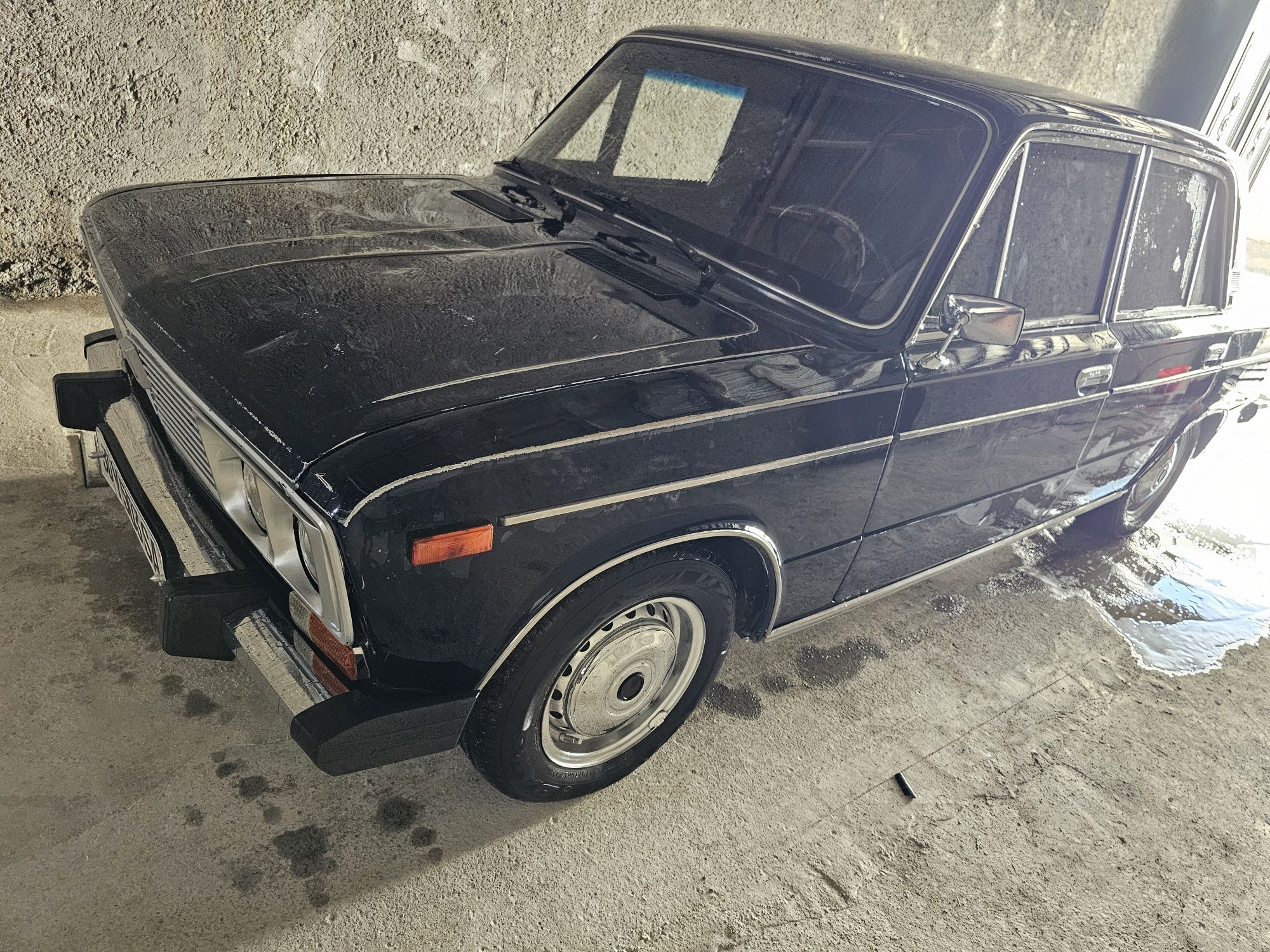 Lada 2106 sotiladi