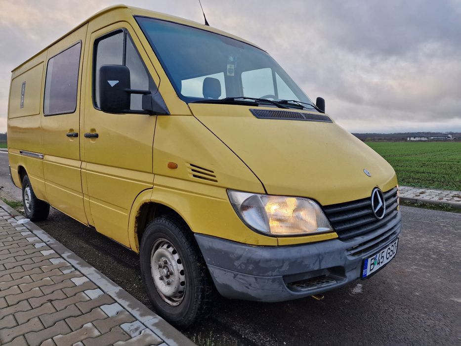 Mercedes Sprinter 316 Mixt Utilitara cu 6 locuri 2.7 - 156 CP