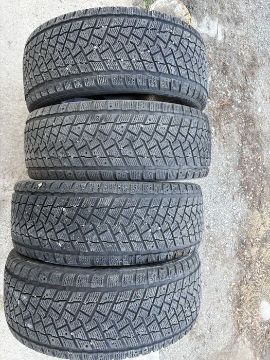Зимние шины на R20