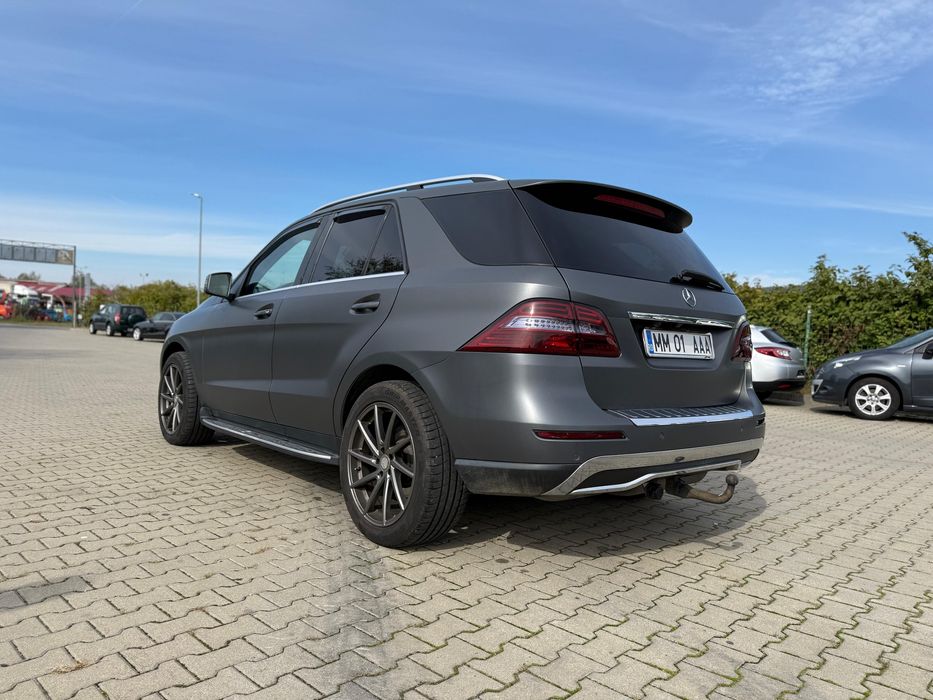 Mercedes ML350 4MATIC 2012