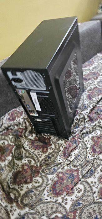unitate pc gaming ryzen 7 pro 1700x