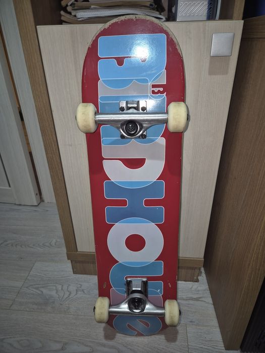 Skatboard Birdhouse