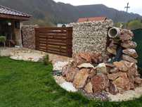 Bolovani ornamentali piatra naturala  amenajare gradina decorativa