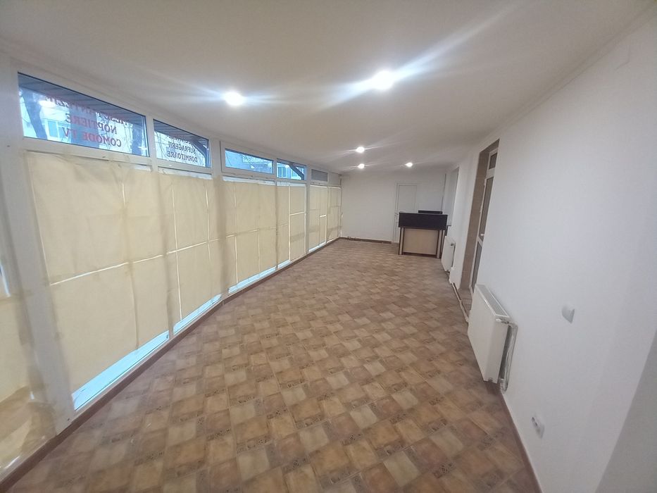 Spațiu comercial de închiriat