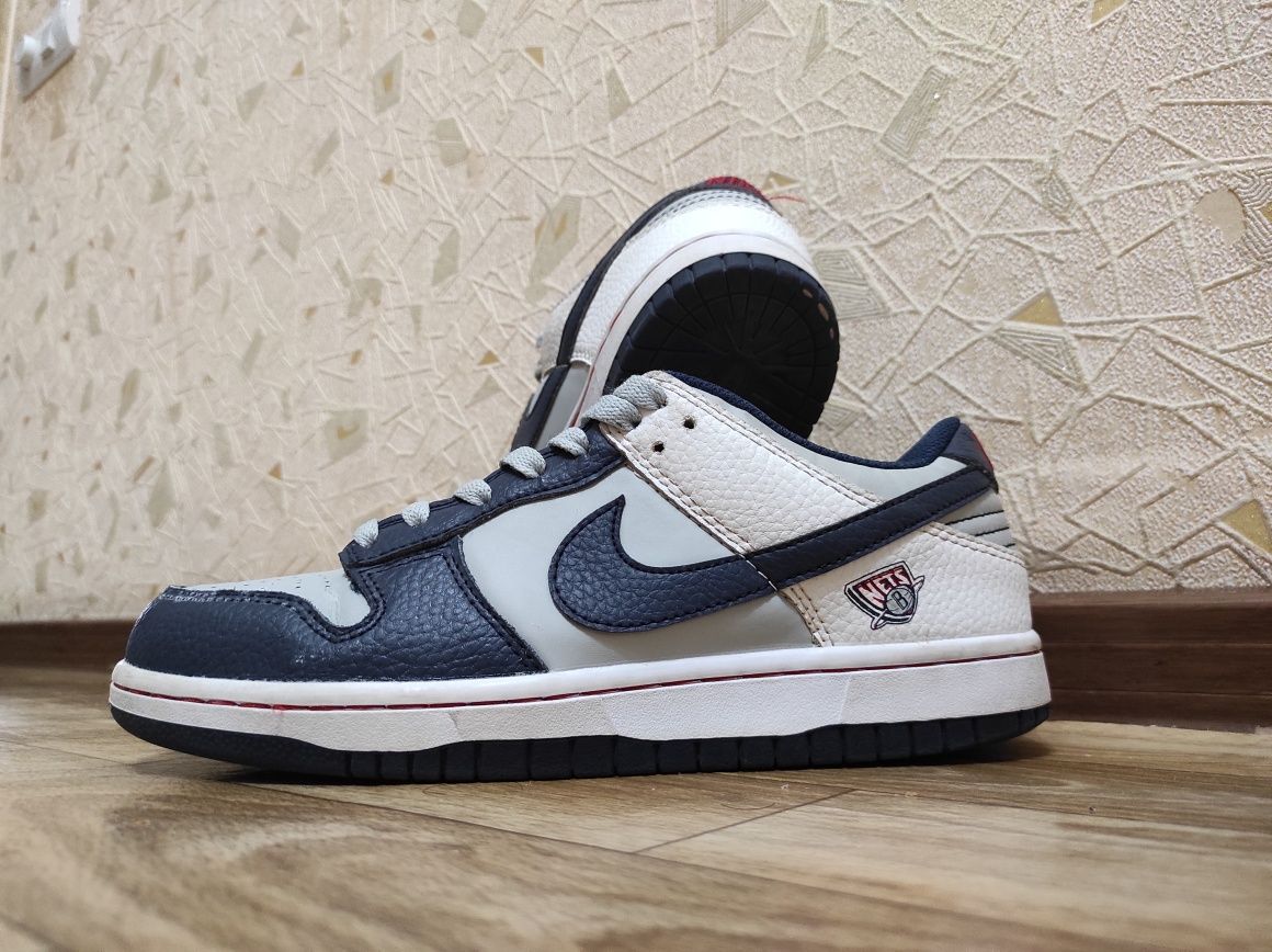 Кеды от Nike. Sb Dunk low: "Brooklyn NETS"