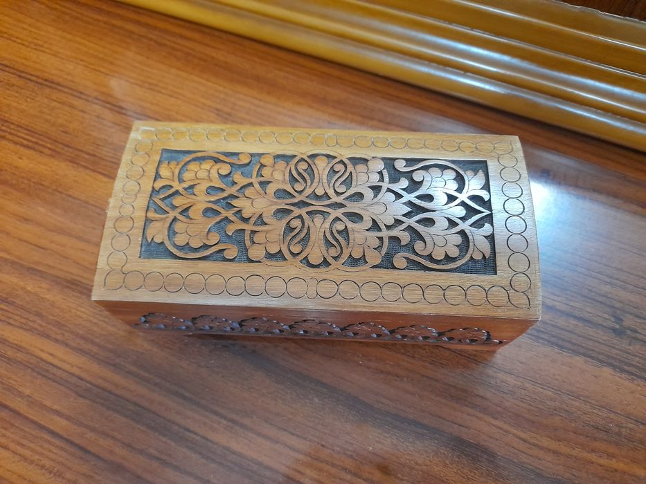 Шкатулка кул мехнатида