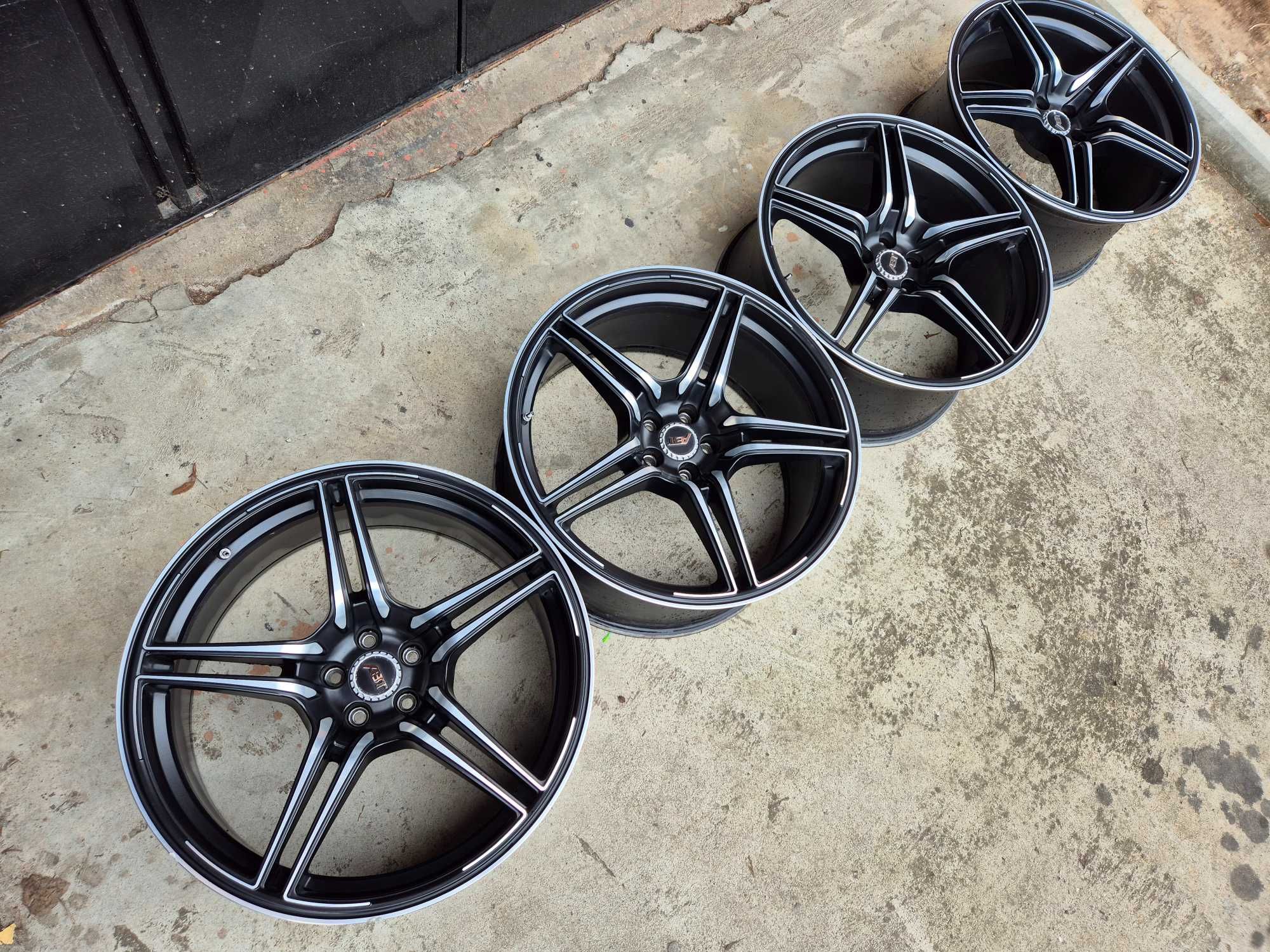 Оригинални джанти ABT 22 5x112 Q7 SQ7 Q8 SQ8 S8 RS6 RS7 SQ5 Q5 S6 S7
