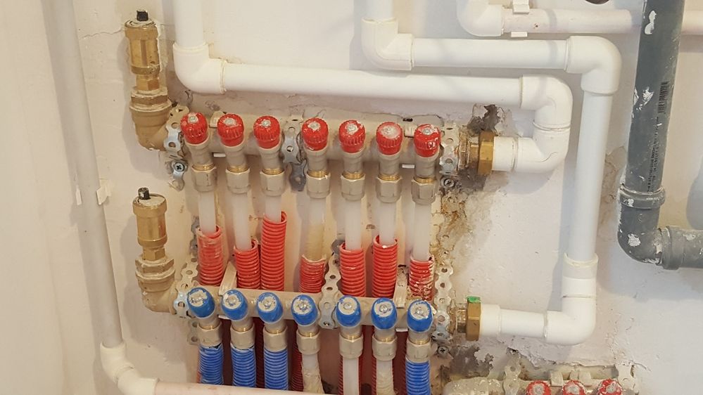 Instalator sanitar si termic constanta,non stop autorizat