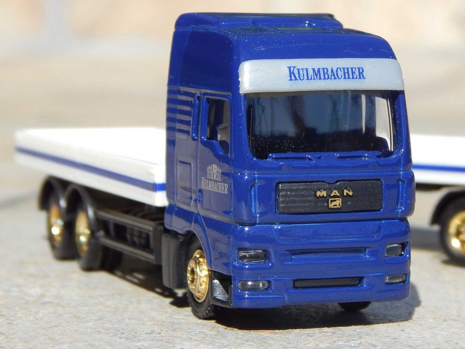Macheta camion MAN TGA 2000 + remorca Kulmbacher scara 1:87