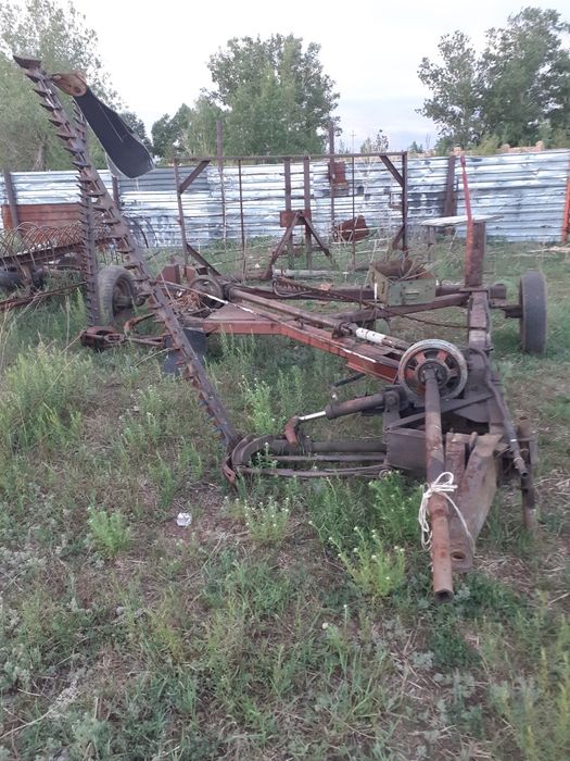 Косилка и грабли