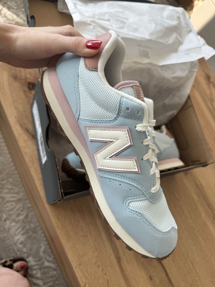 Чисто нови! Дамски маратонки New Balance