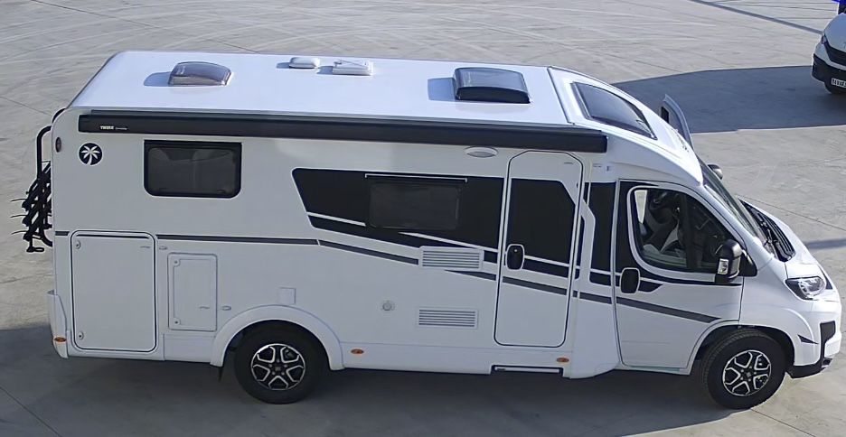 Autorulota Camper Van Sunlight V66 automata in stoc
