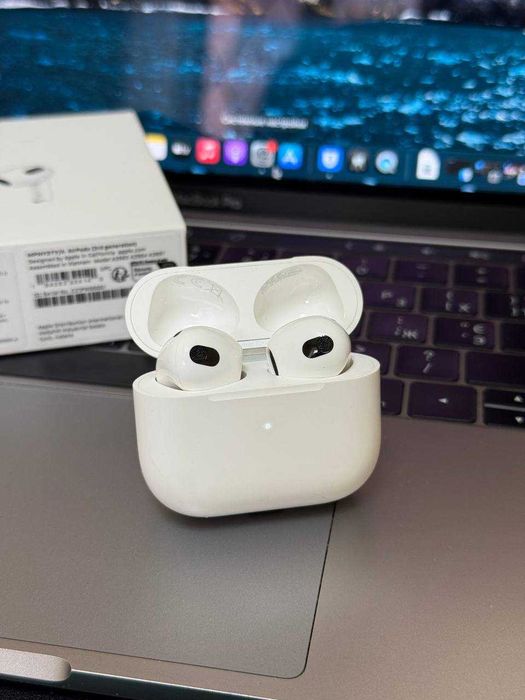 Слушалки Apple AirPods 3 A2565 A2565 A2897 Оригинални 100%