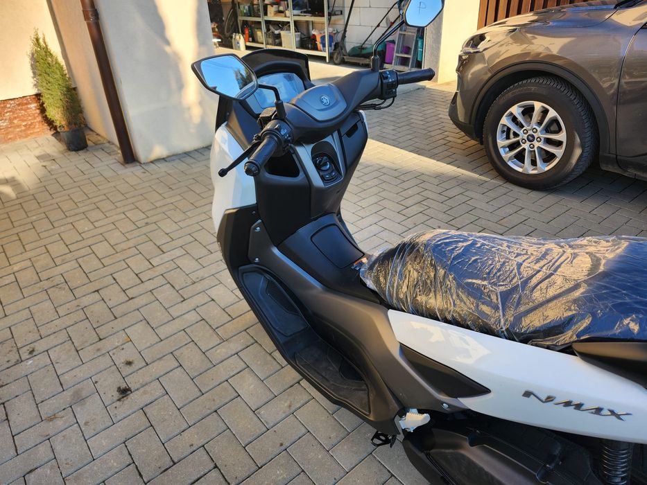 Vind Scooter Yamaha Nmax125