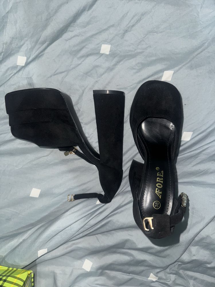 Туфли в стиле Versace Bratz