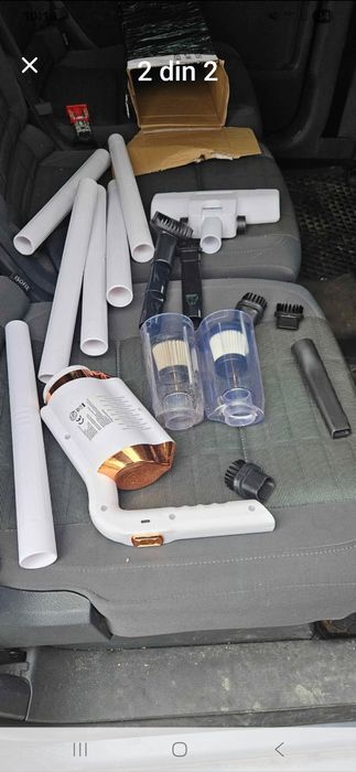 Aspirator cu acumulator și filtru