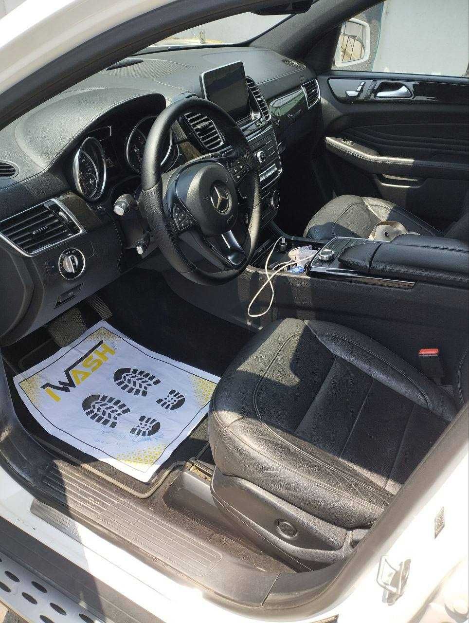 Mercedes-Benz 400 (купе-кроссовер)