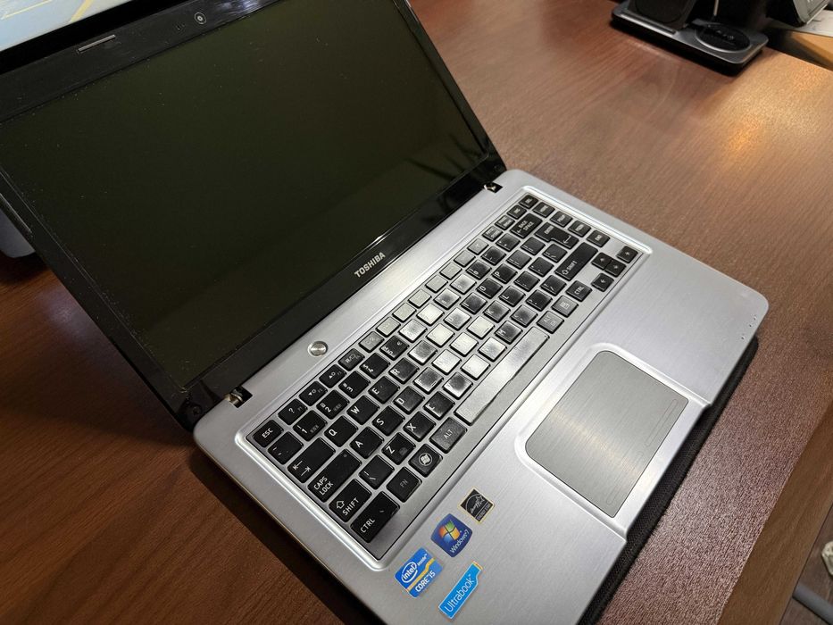 Laptop Toshiba Satellite U840 Intel Core i5-3317U