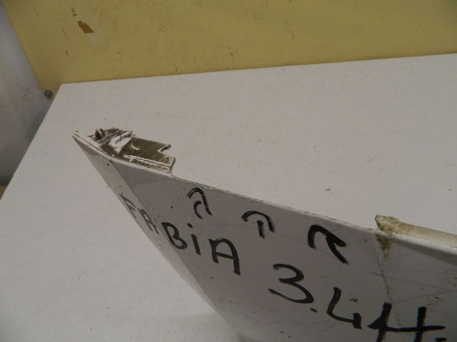 Bara fata Skoda Fabia 3 facelift, 2019, 2020, 2021, 2022,  cod origine 6V0807221F.