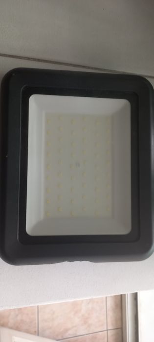 Прожектор уличный