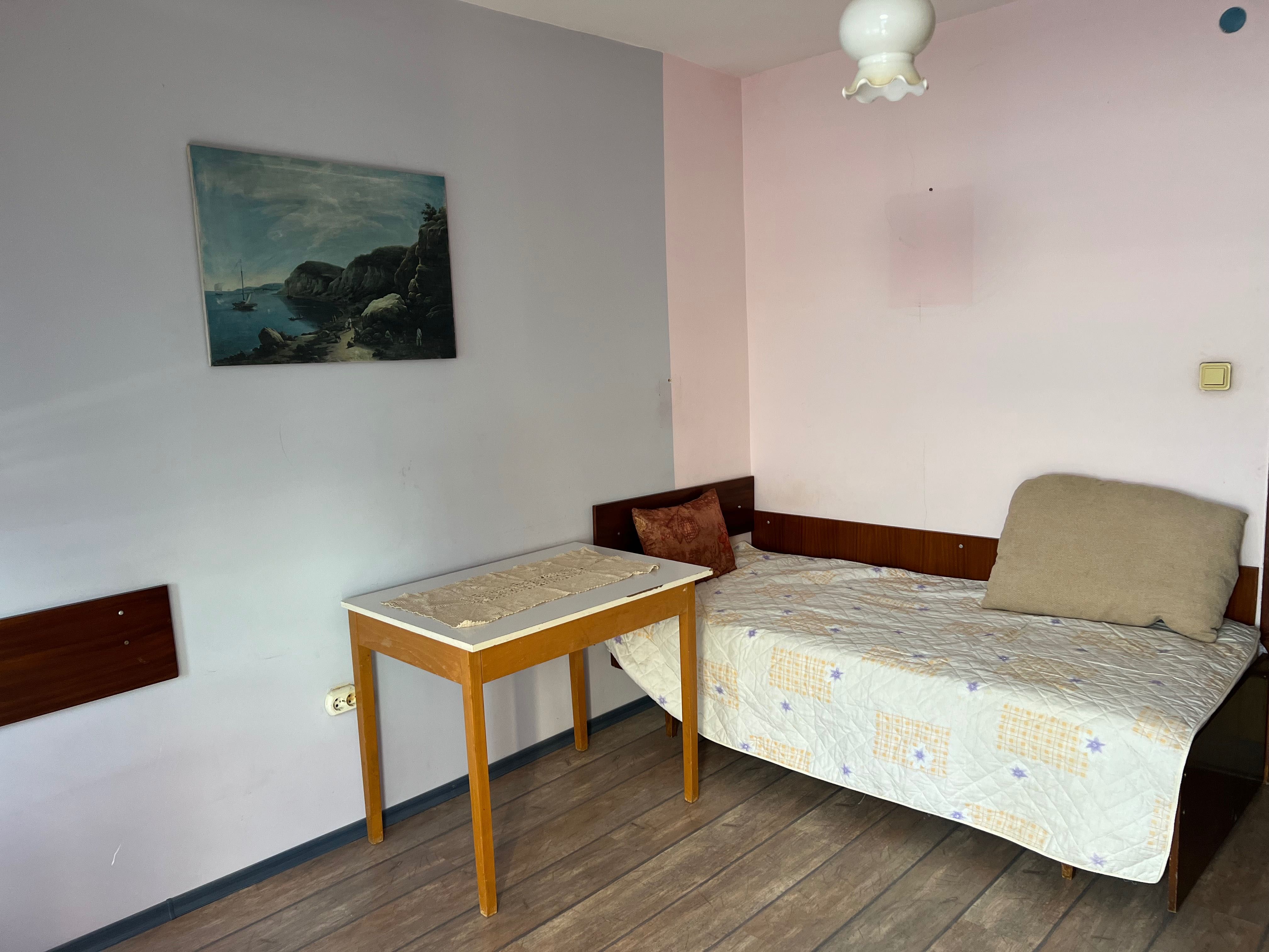 Продаваме апартамент без брокер - Шумен добруджанския 96кв. чиста площ