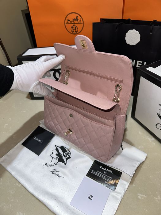 Geanta Dama Chanel 26cm Roz cu accesorii aurii