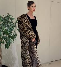 Шуба сотилади новый